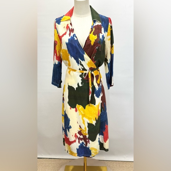 WRAY Multi color 100% Silk Expressionist wrap Dress size XS - Picture 3 of 15